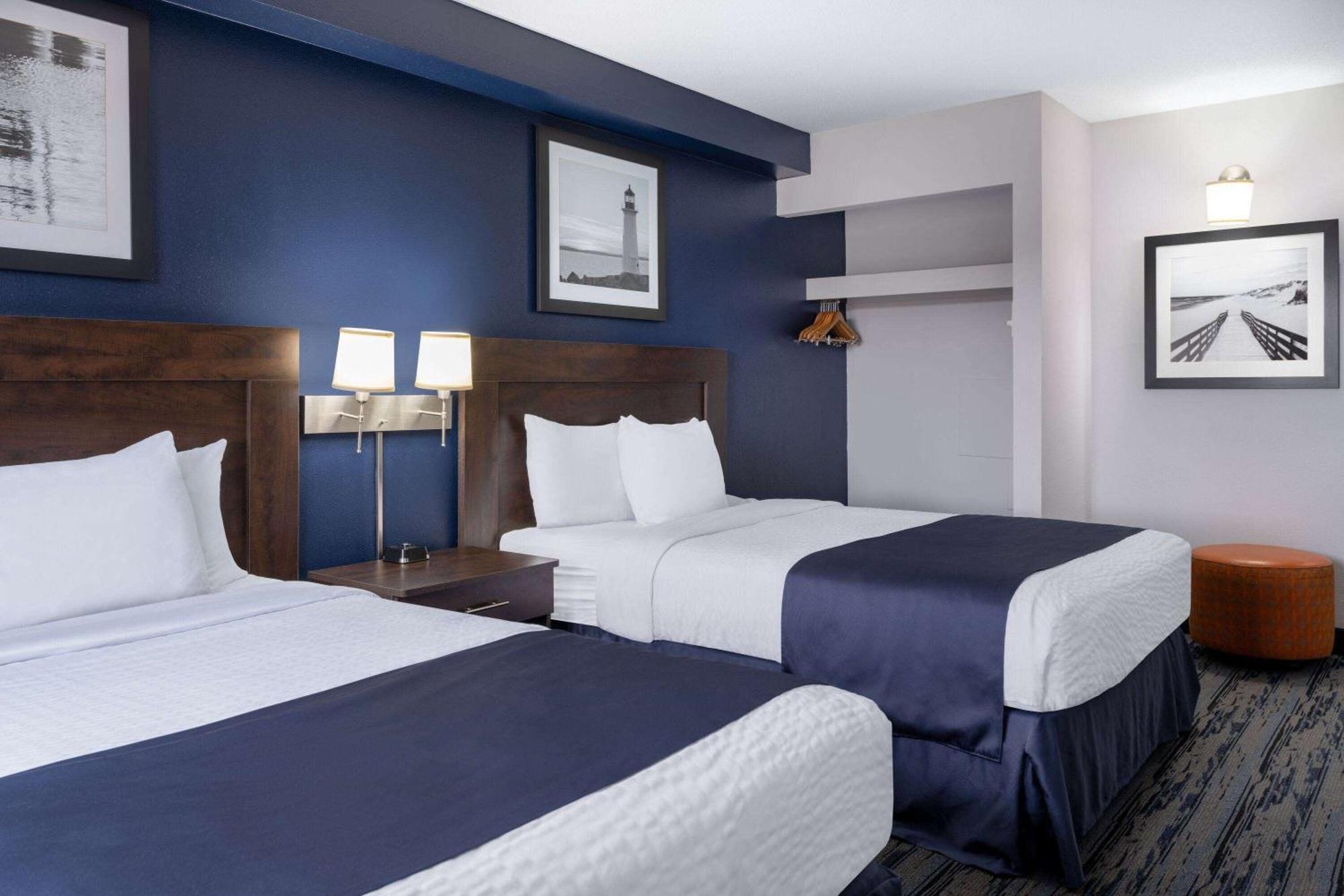 Travelodge Suites By Wyndham Saint John Exterior foto